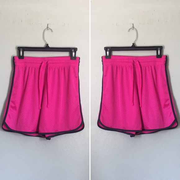 ✨ Pink Shorts✨ - Picture 1 of 2